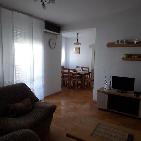 Filip Apartament Nowy Sad Zewnętrze zdjęcie